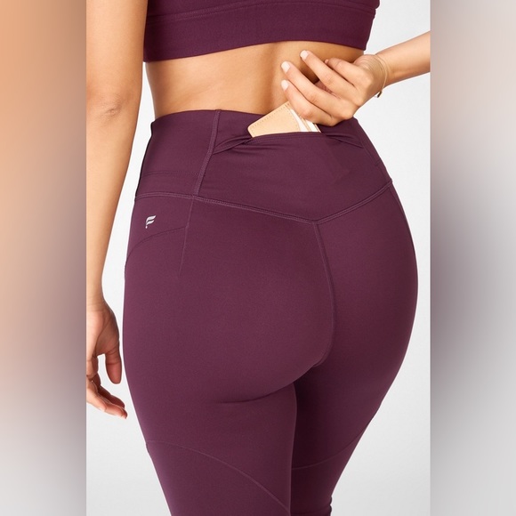 Fabletics High-Waisted Motion365® Paneled Legging - Picture 4 of 5
